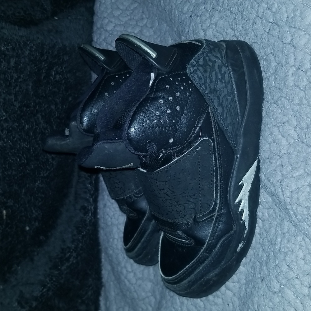 Jordans(black and silver)
